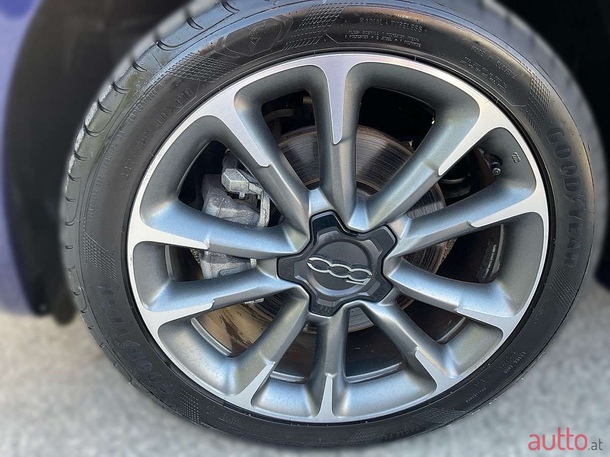 2024' Fiat 500X photo #4