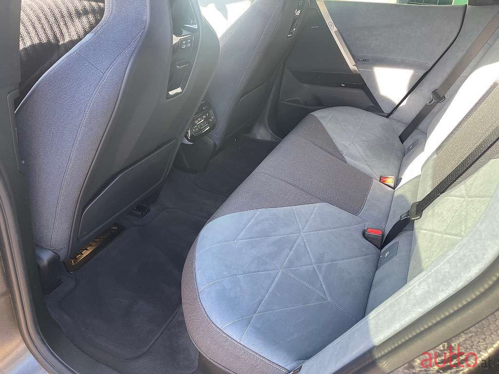 2022' BMW Ix photo #2