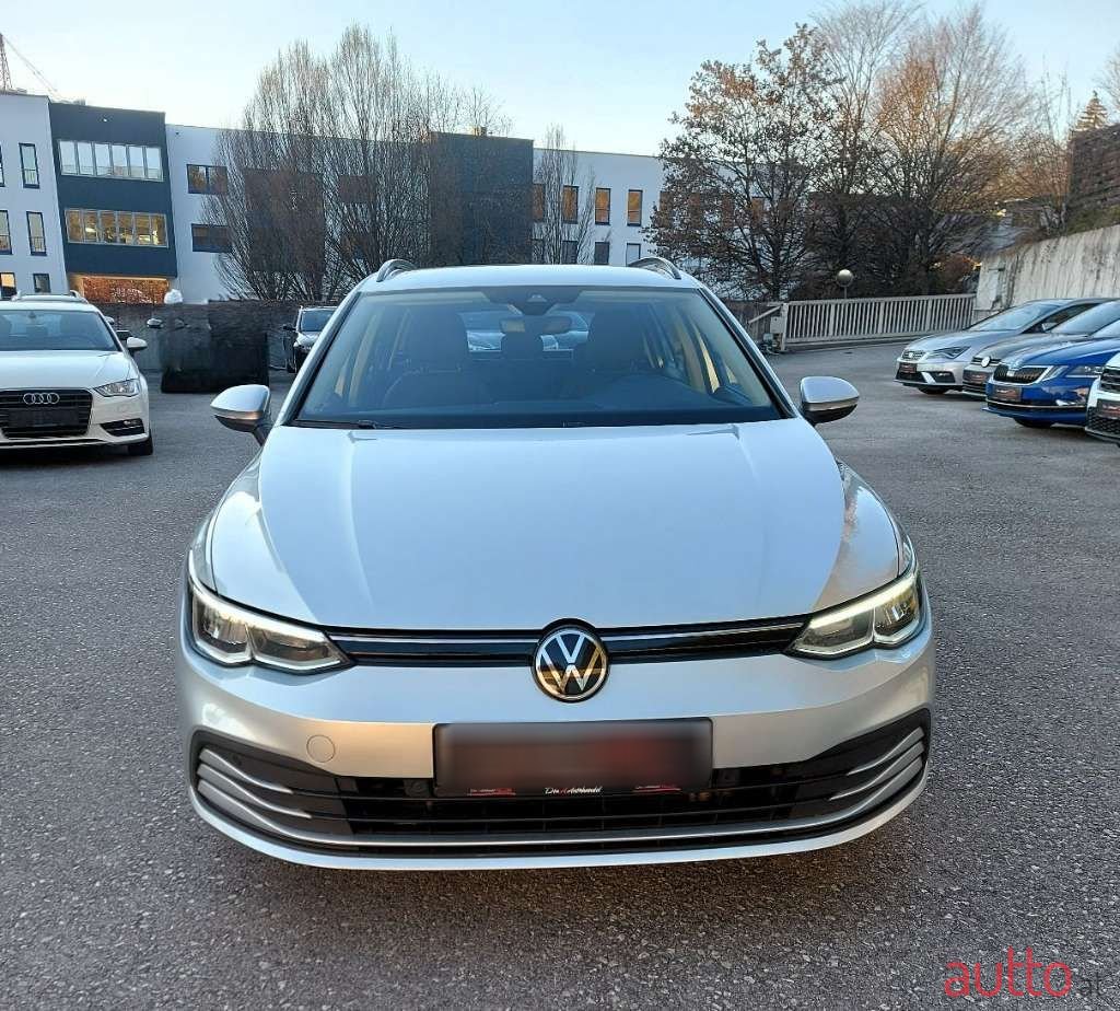 2021' Volkswagen Golf photo #2