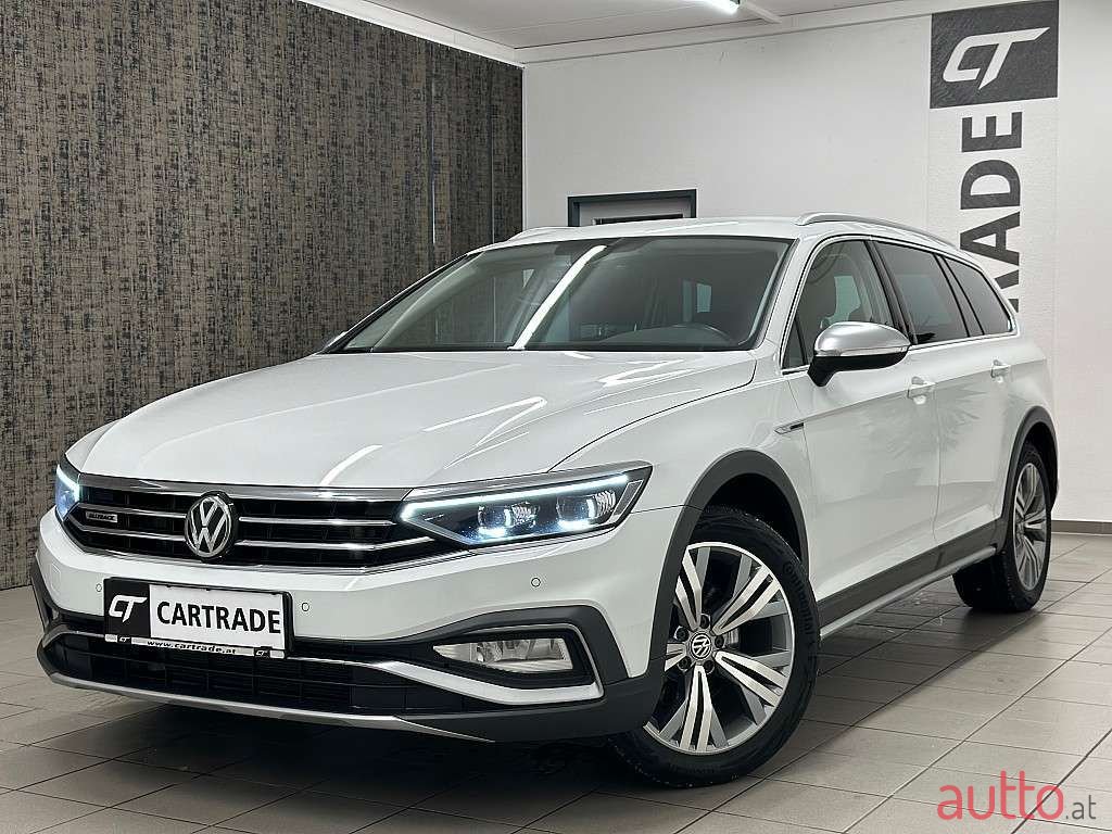 2020' Volkswagen Passat photo #1
