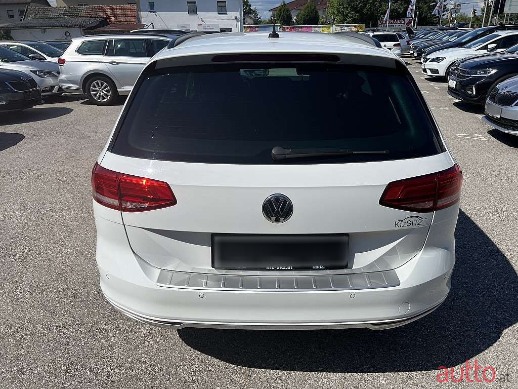 2018' Volkswagen Passat photo #5