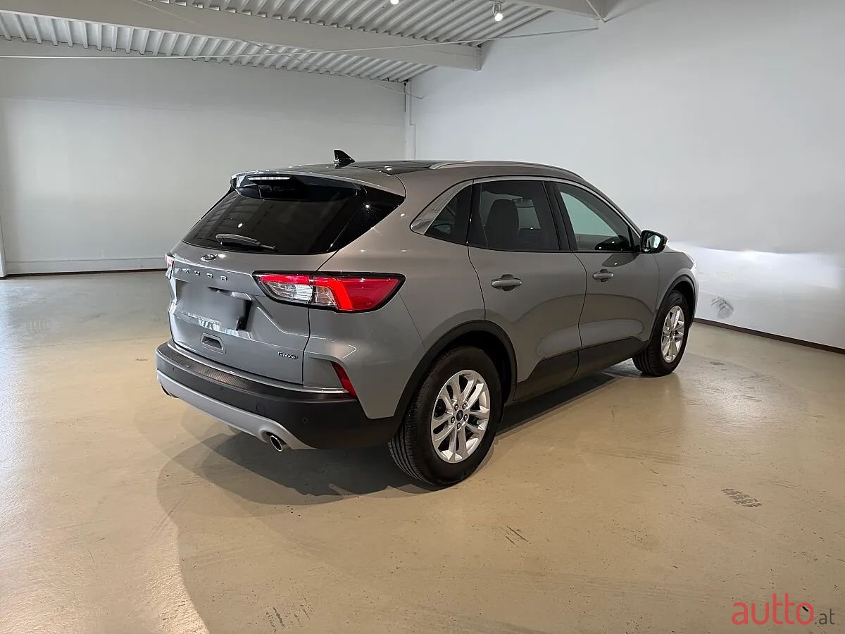 2021' Ford Kuga photo #5