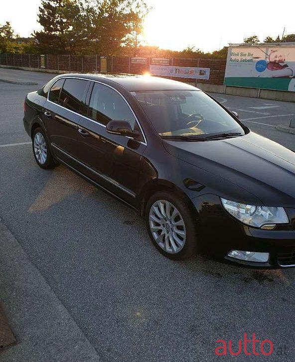 2013' Skoda Superb photo #1