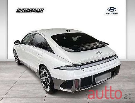 2023' Hyundai Ioniq 6 photo #4