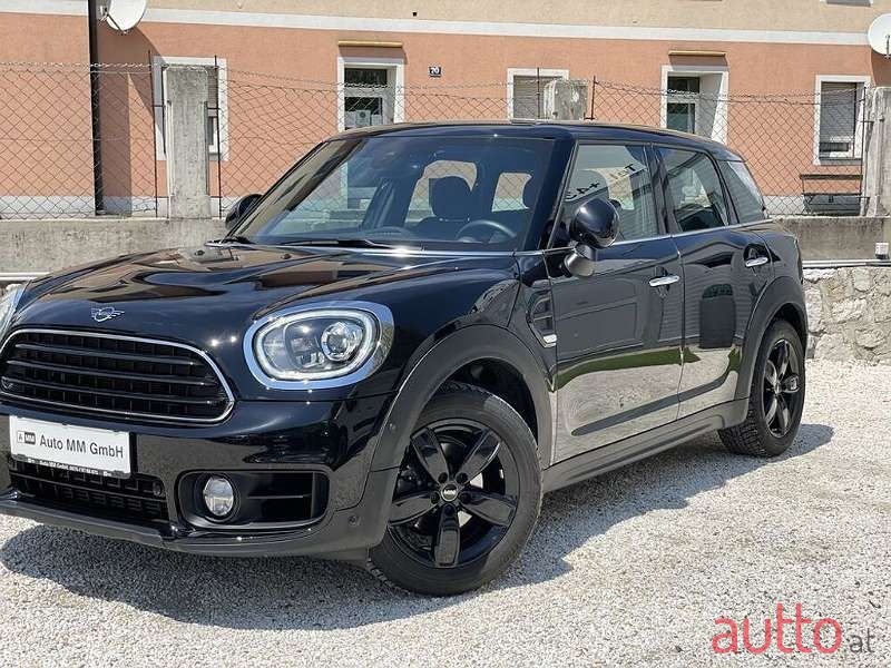 2019' MINI Countryman photo #1