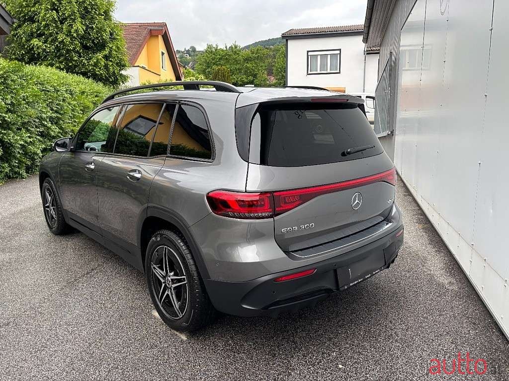 2024' Mercedes-Benz EQB photo #6