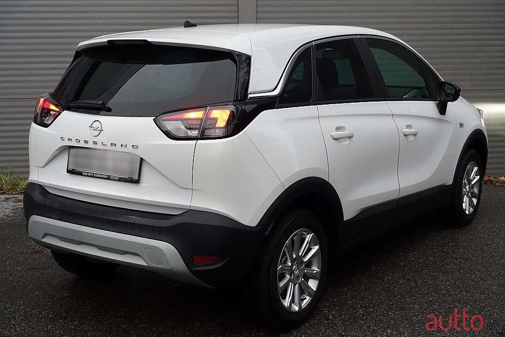 2022' Opel Crossland photo #4