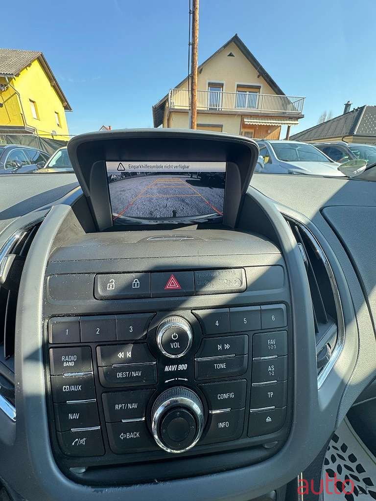 2013' Opel Zafira photo #5