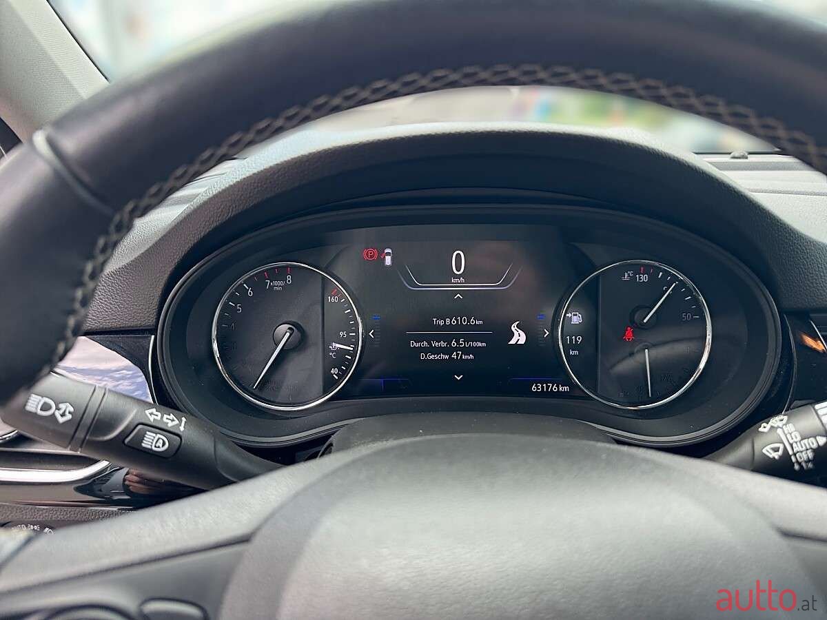 2020' Opel Astra photo #4