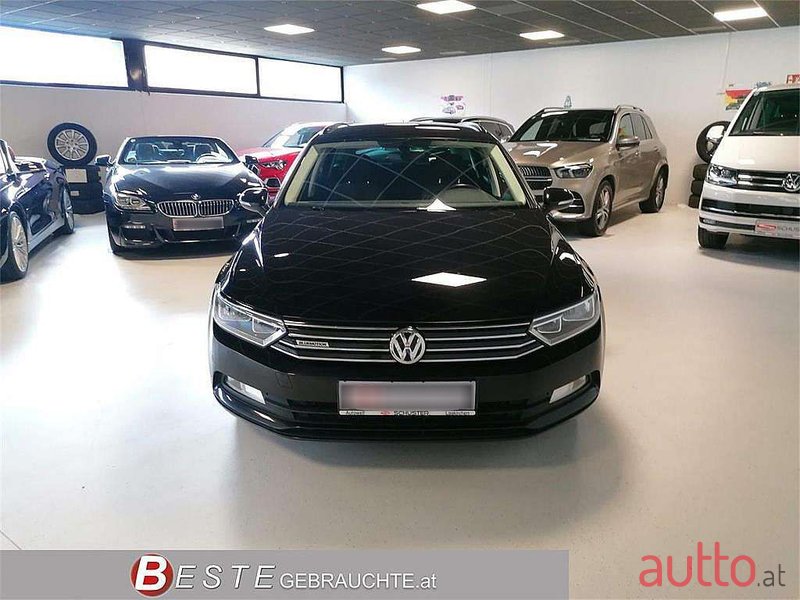 2016' Volkswagen Passat photo #1