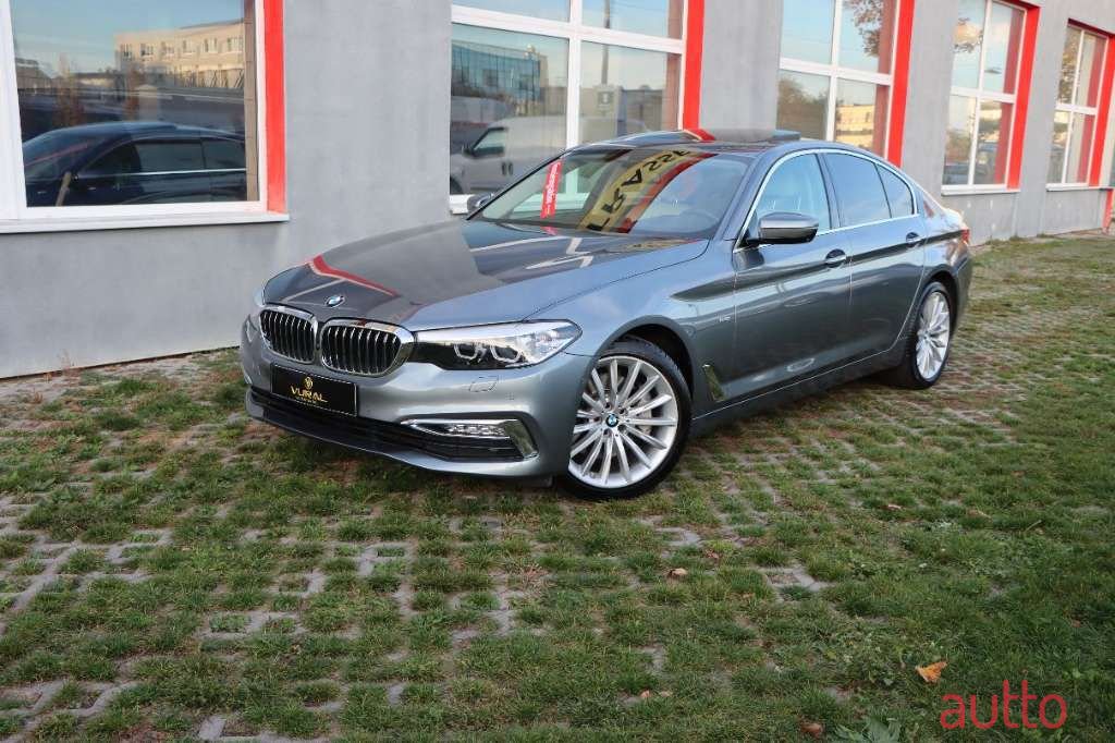 2017' BMW 5Er-Reihe photo #1