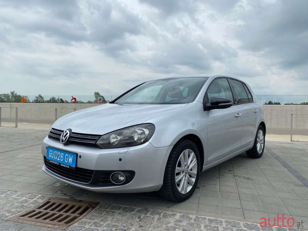 2012' Volkswagen Golf photo #1