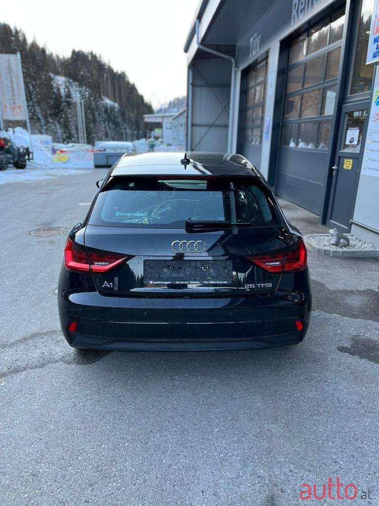 2019' Audi A1 photo #5