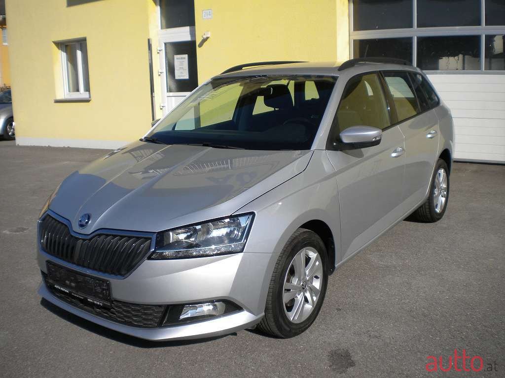 2020' Skoda Fabia photo #1