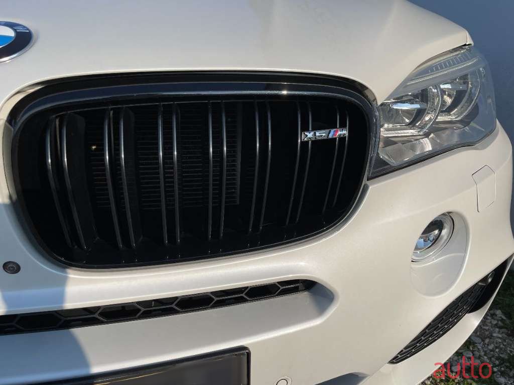 2017' BMW X5 photo #3