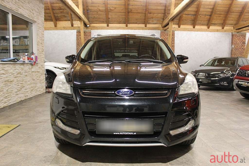 2014' Ford Kuga photo #3