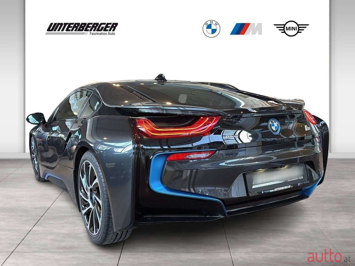 2015' BMW i8 photo #5