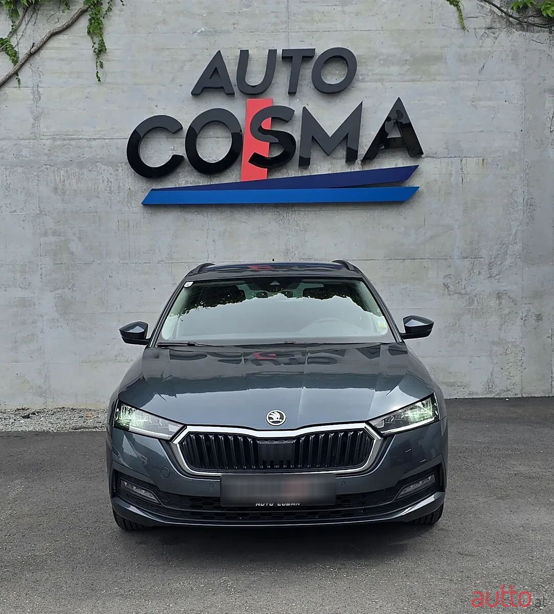 2021' Skoda Octavia photo #3