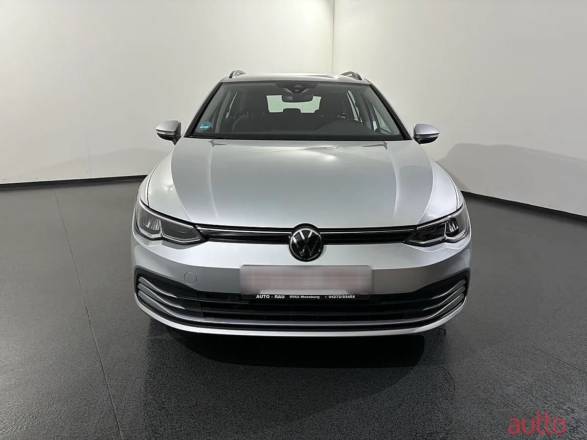 2024' Volkswagen Golf photo #2