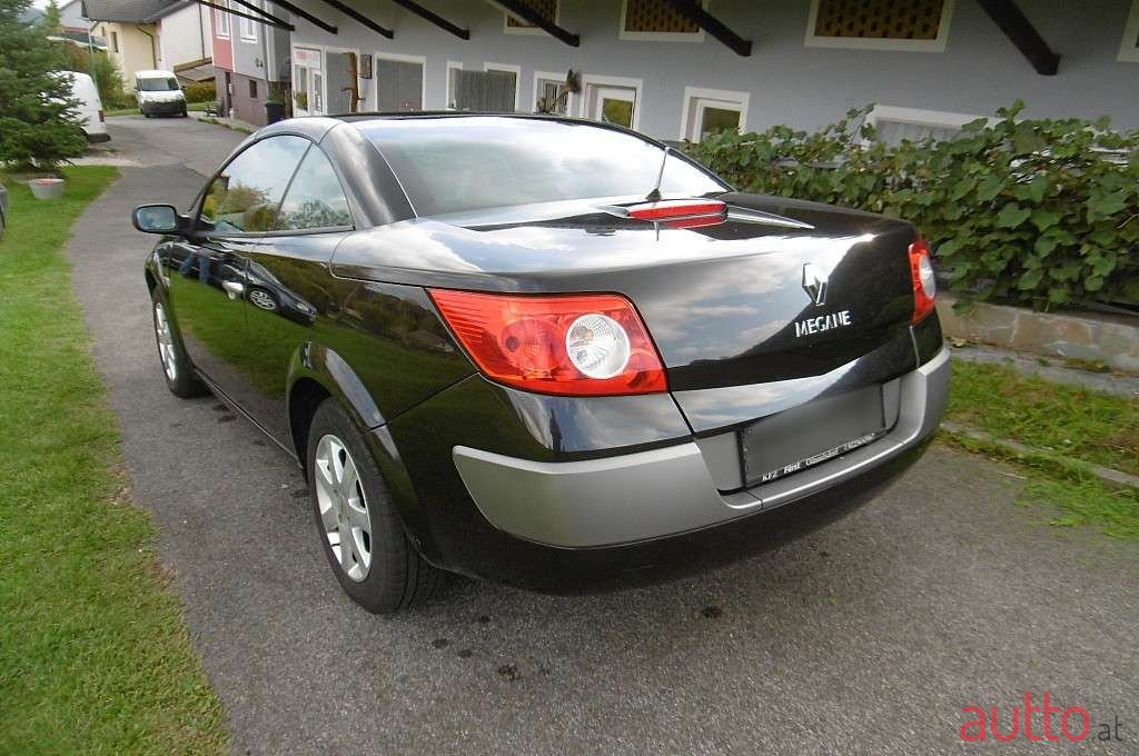 2005' Renault Megane photo #3