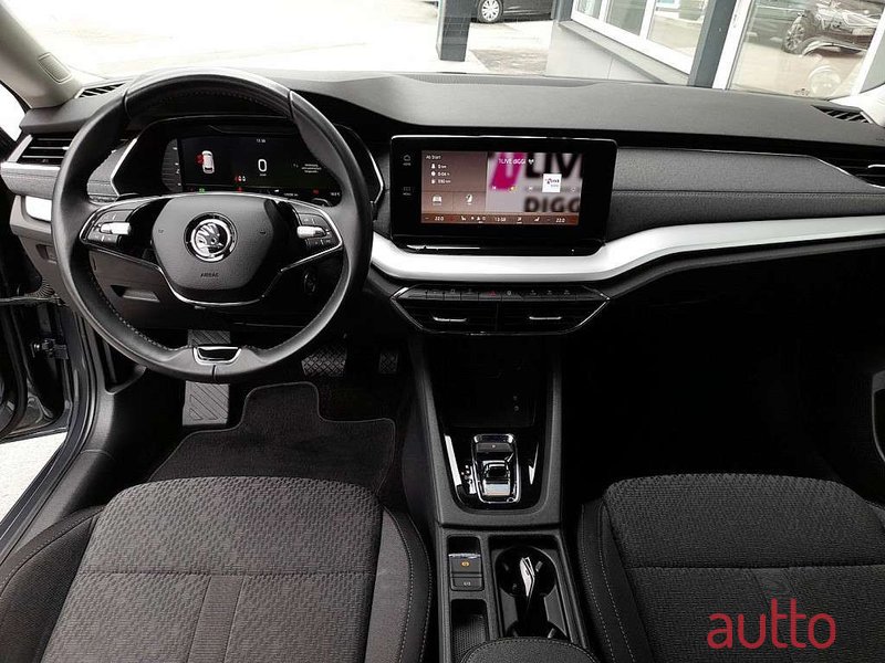 2022' Skoda Octavia photo #3