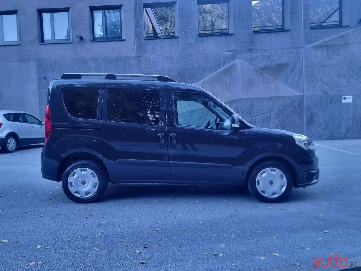 2016' Fiat Doblo photo #2