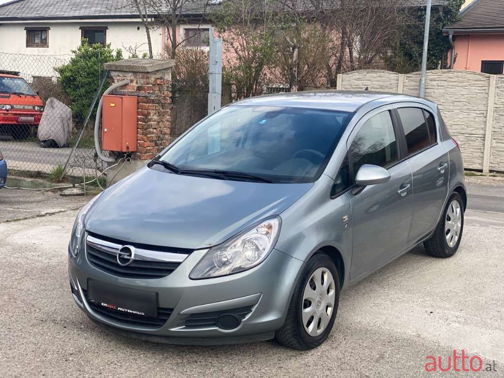 2011' Opel Corsa photo #1