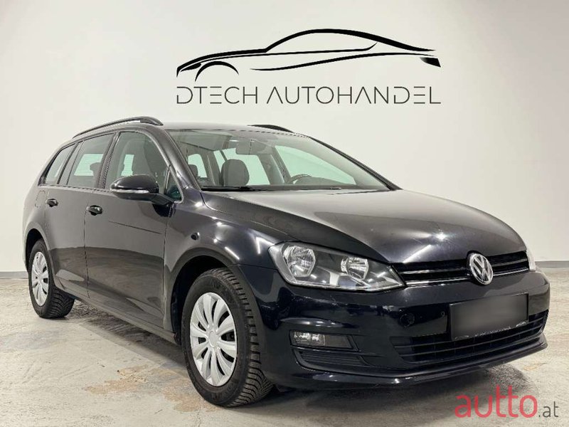 2017' Volkswagen Golf photo #1