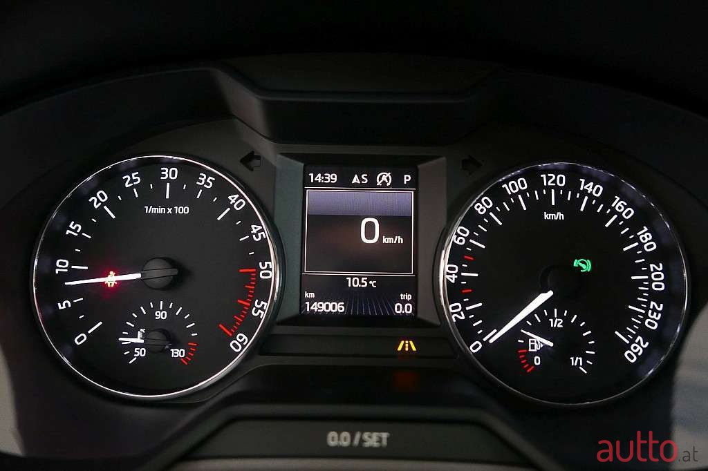 2016' Skoda Octavia photo #6