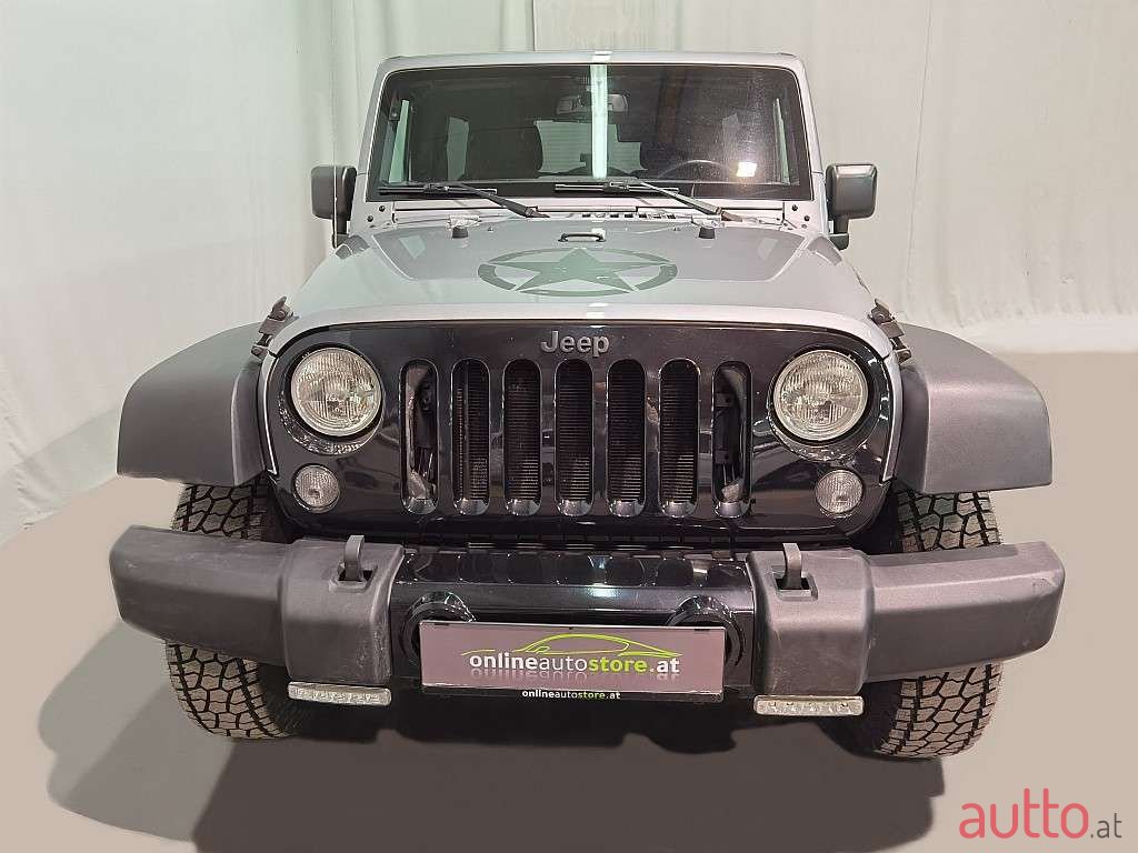 2016' Jeep Wrangler photo #3