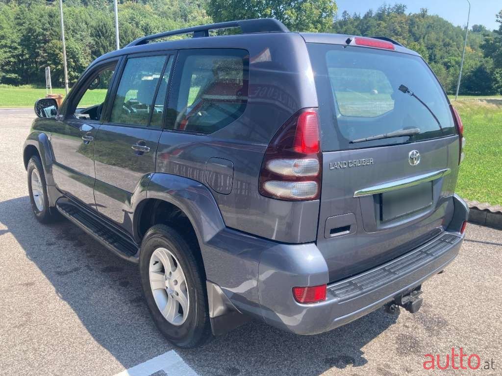 2003' Toyota Land Cruiser photo #2