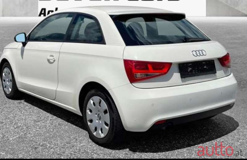 2014' Audi A1 photo #2