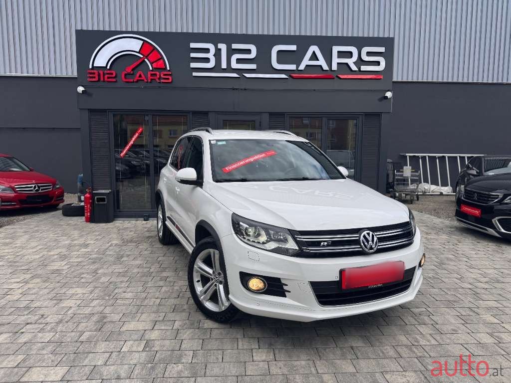 2013' Volkswagen Tiguan photo #3