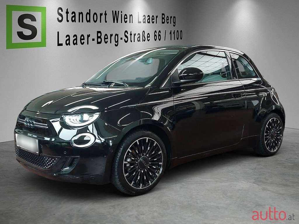 2021' Fiat 500C photo #1