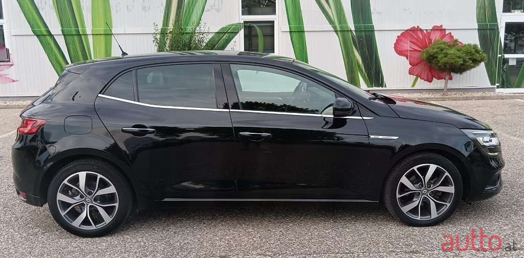 2017' Renault Megane photo #4