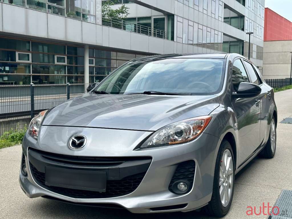 2012' Mazda Mazda3 photo #4