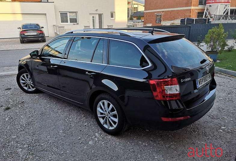 2016' Skoda Octavia photo #1