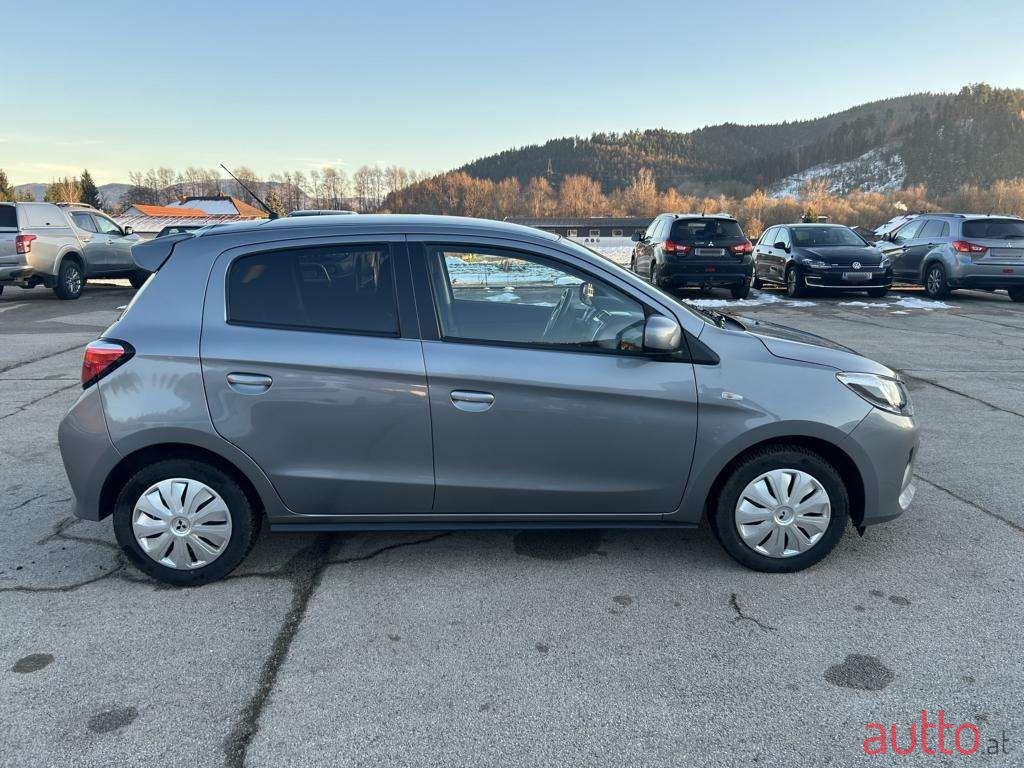 2022' Mitsubishi Space Star photo #5