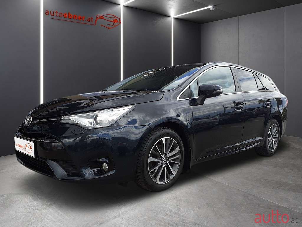 2016' Toyota Avensis photo #1
