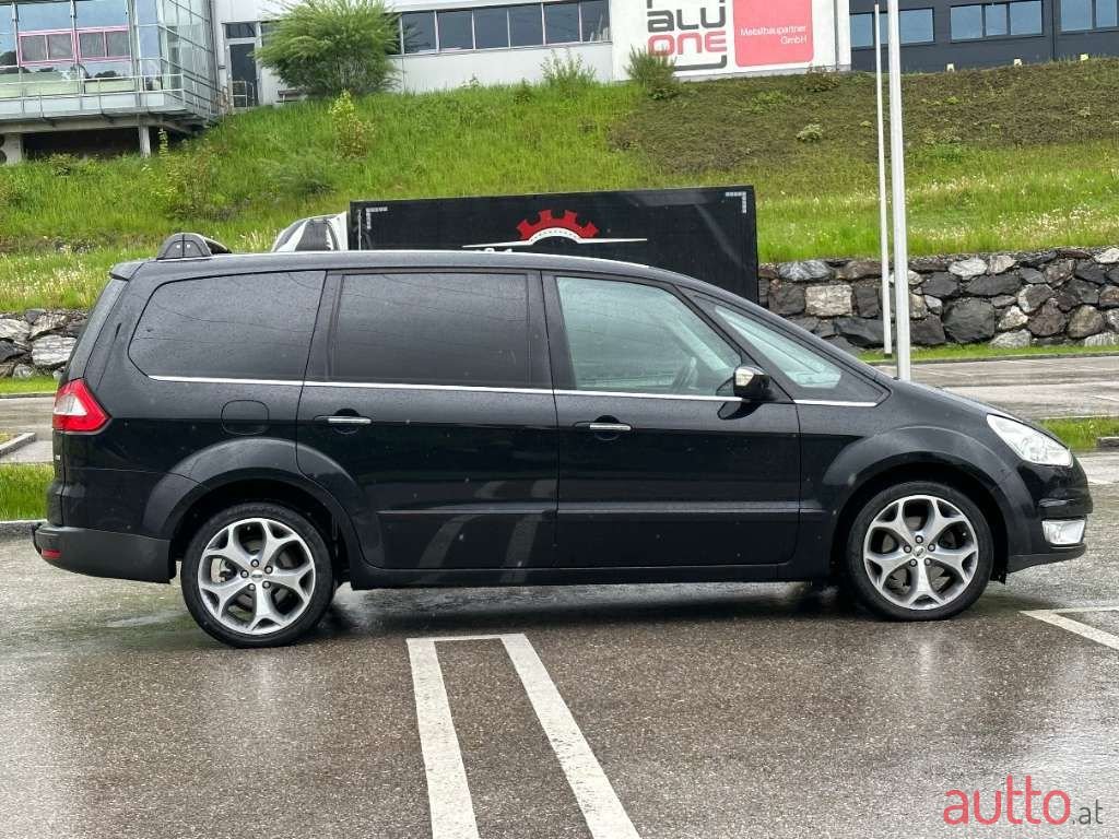 2009' Ford Galaxy photo #4