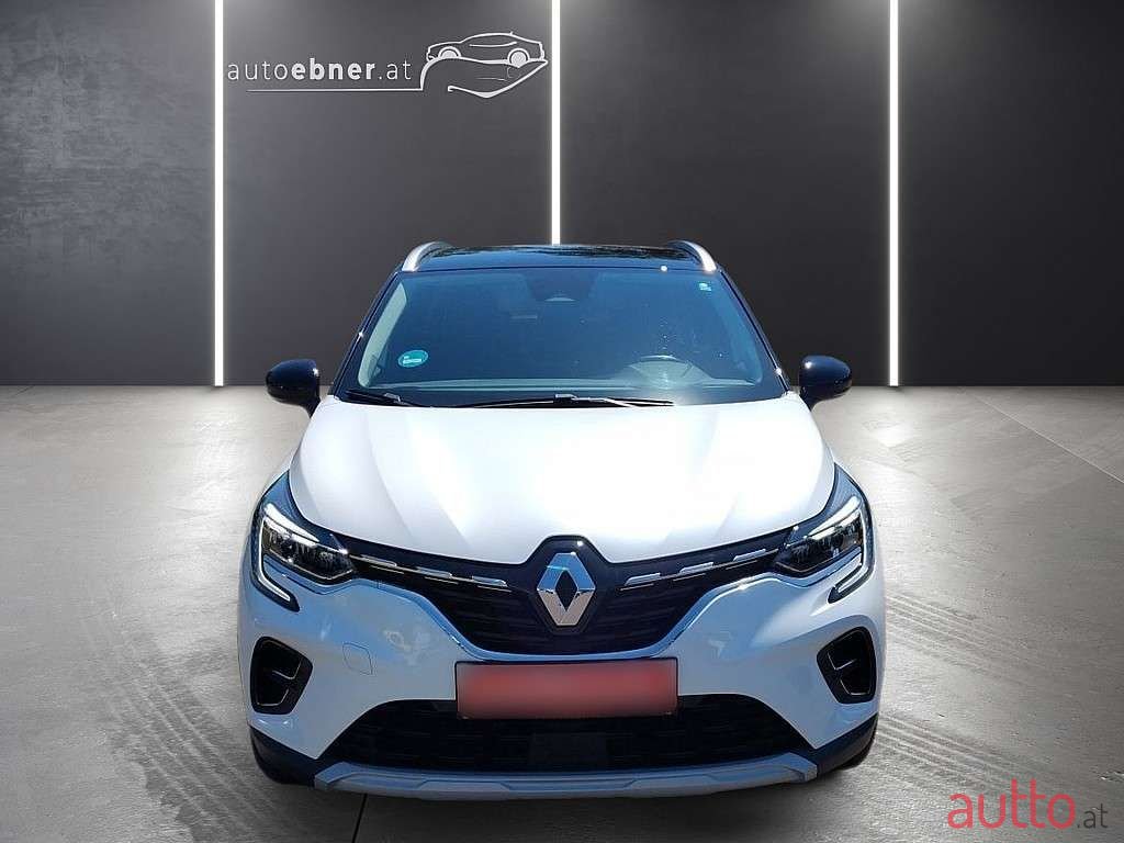 2021' Renault Captur photo #2