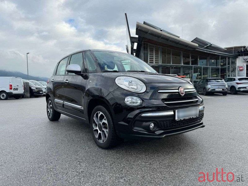 2018' Fiat 500L photo #4