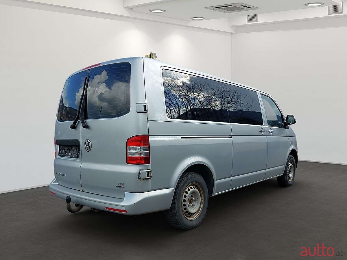 2013' Volkswagen T5 photo #5