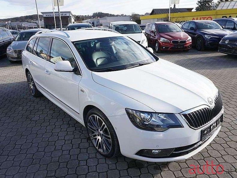 2014' Skoda Superb photo #1
