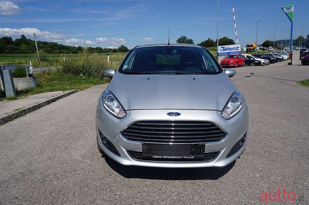 2016' Ford Fiesta photo #1