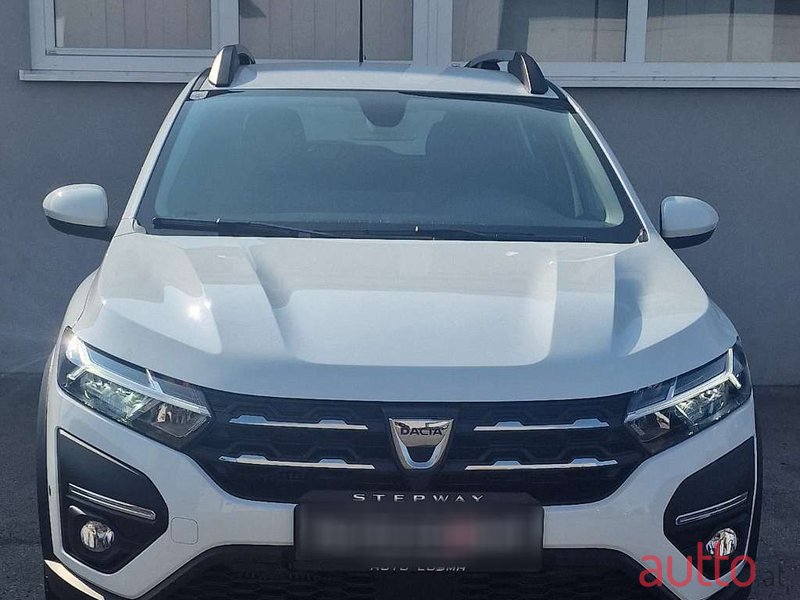 2022' Dacia Sandero photo #2