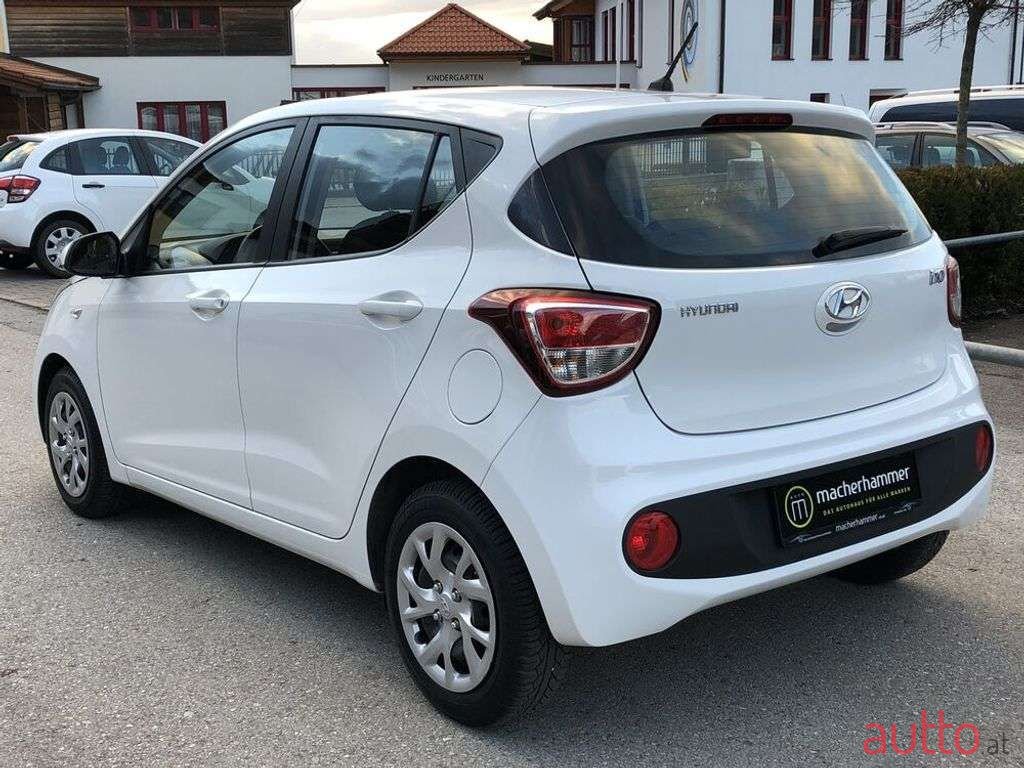 2019' Hyundai i10 photo #3