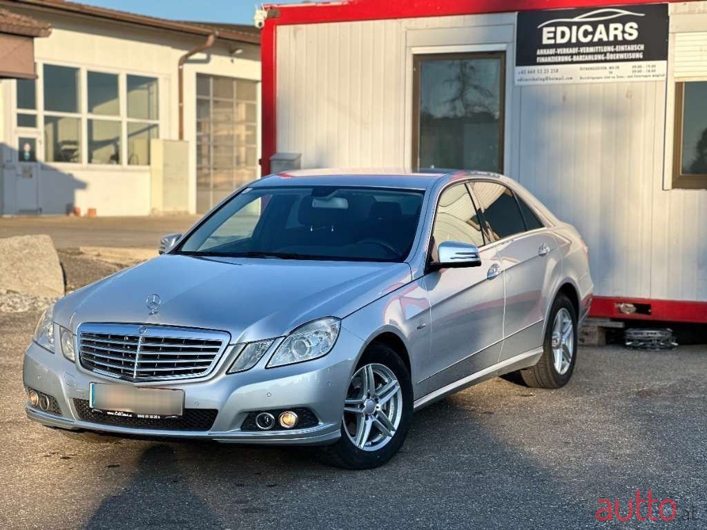2009' Mercedes-Benz E-Klasse photo #1