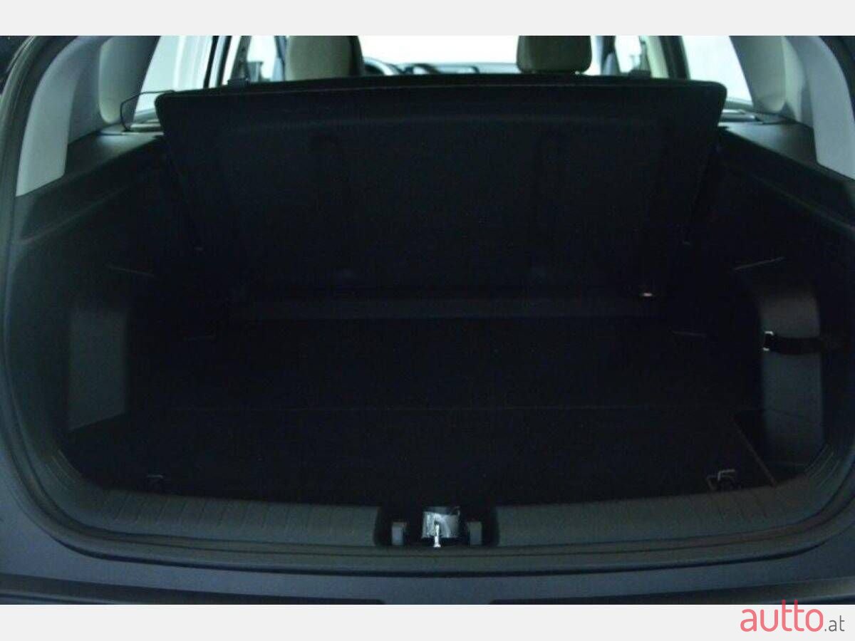 2022' Hyundai Bayon photo #3