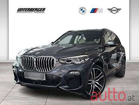 2019' BMW X5 photo #1